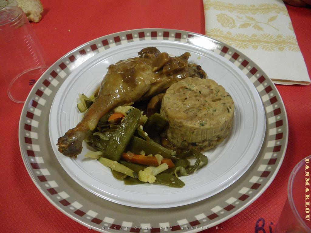 2015 12 19 ST LAURENT DU VAR REPAS DE NOEL AVEC L ALFAN (33).JPG